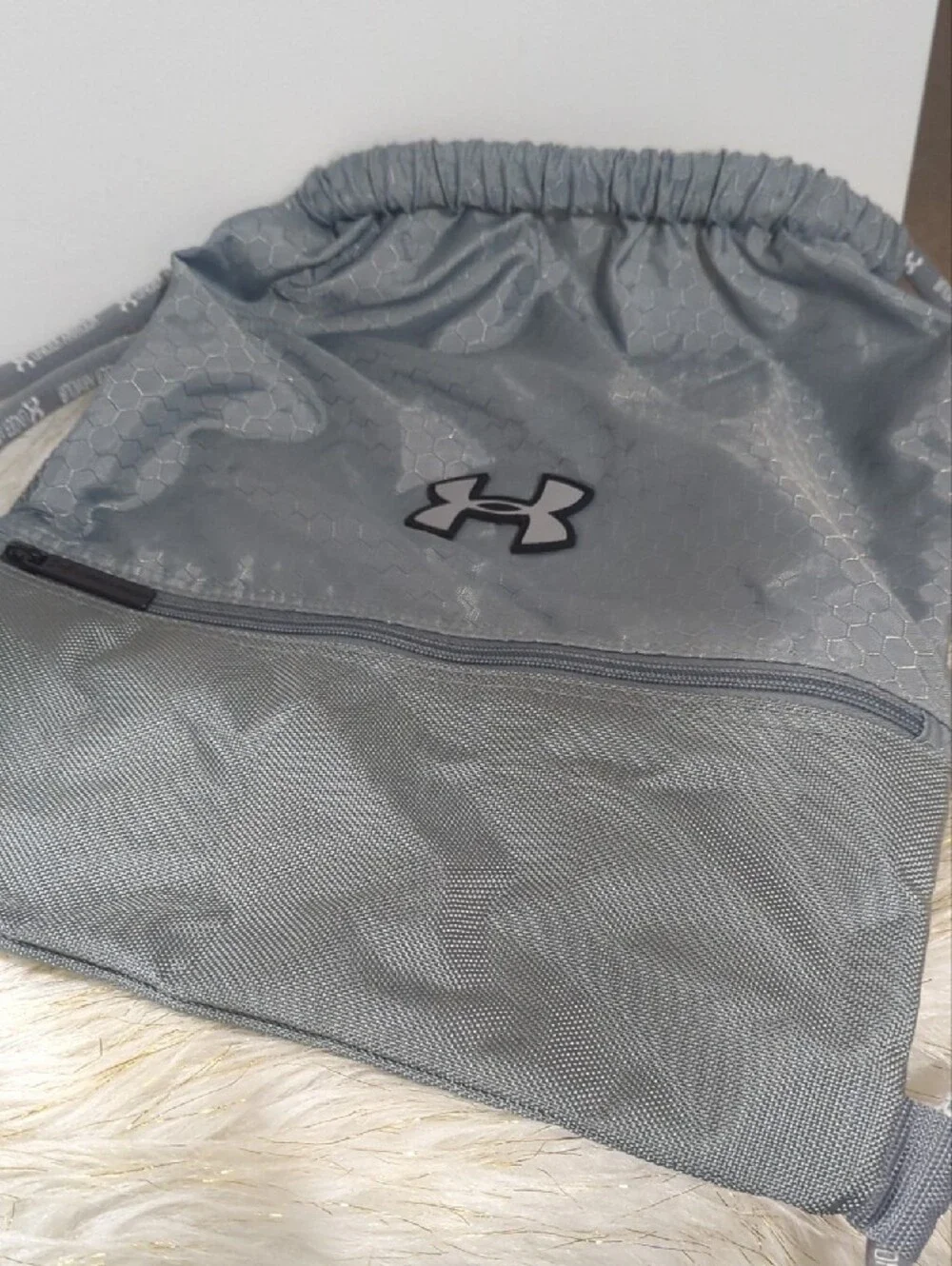 Under Armour Light Gray Drawstring Backpack with Front Zip Pocket
